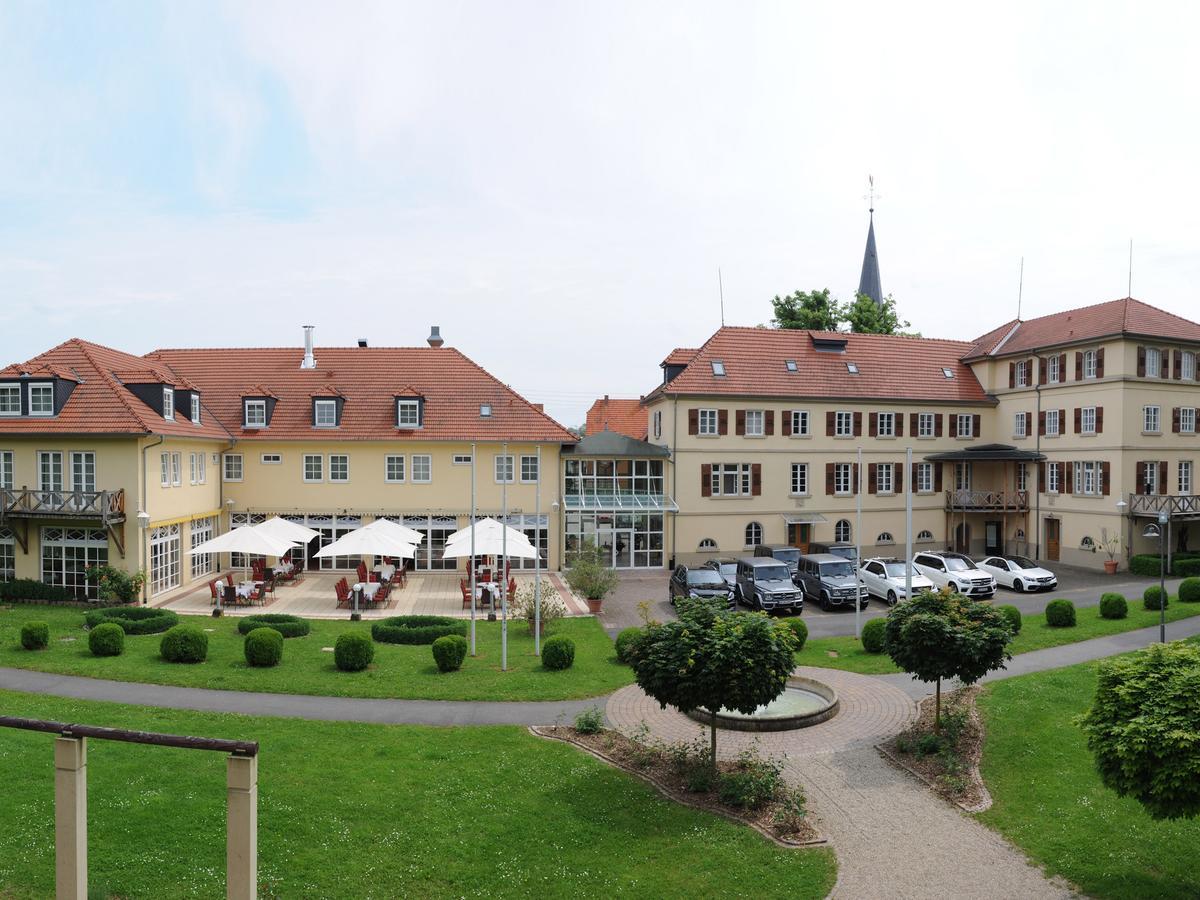Schlosshotel Neckarbischofsheim Екстериор снимка