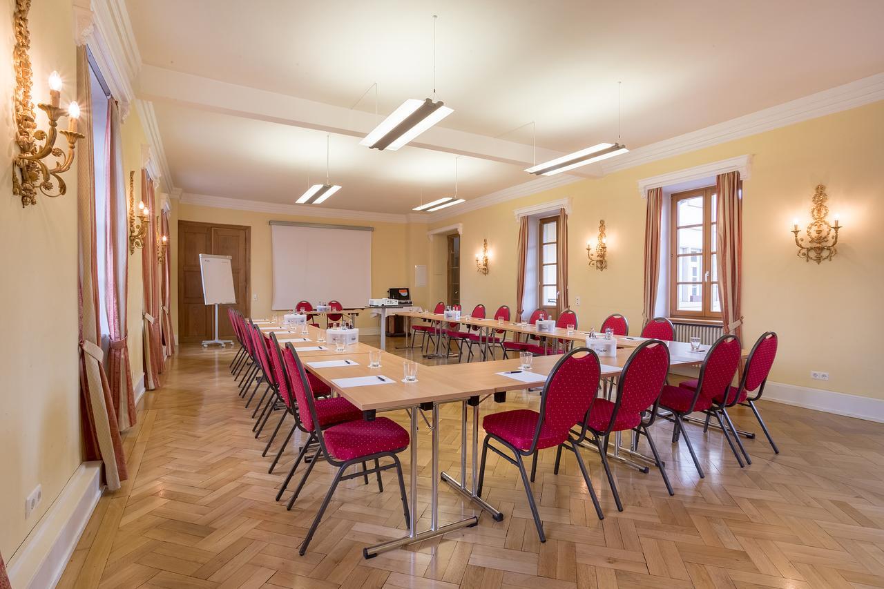 Schlosshotel Neckarbischofsheim Екстериор снимка