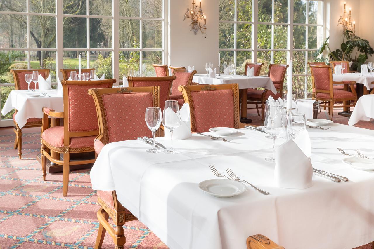 Schlosshotel Neckarbischofsheim Екстериор снимка