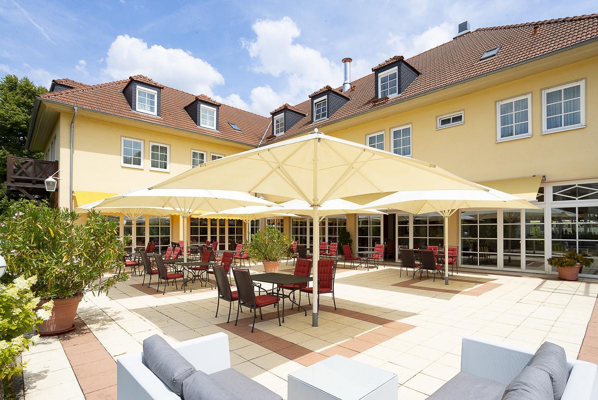 Schlosshotel Neckarbischofsheim Екстериор снимка